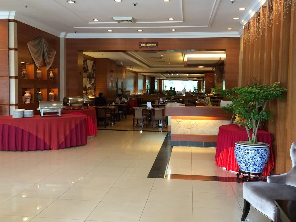 Jo Hotel Johor Bahru Exteriör bild